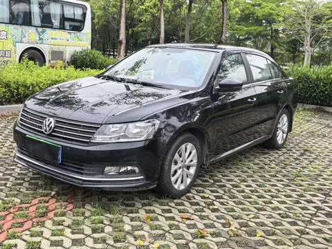 Volkswagen Lavida 2017 — фото 1