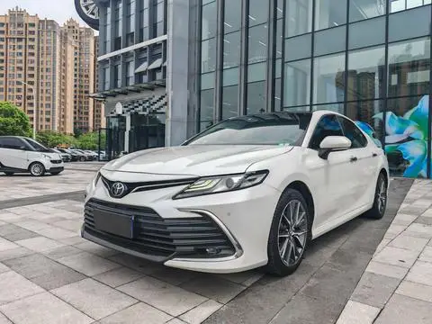 Toyota Camry 2021