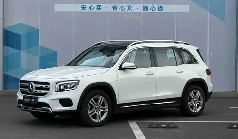 Mercedes-Benz GLB 2023