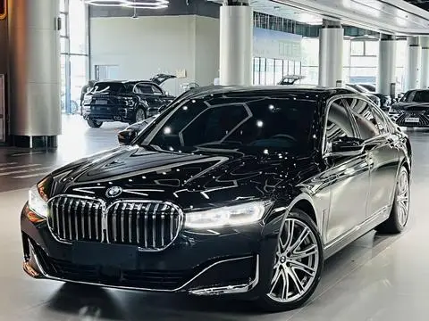 BMW 7 Series 2019 — фото 1
