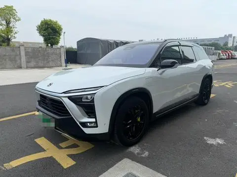 NIO ES8 2018