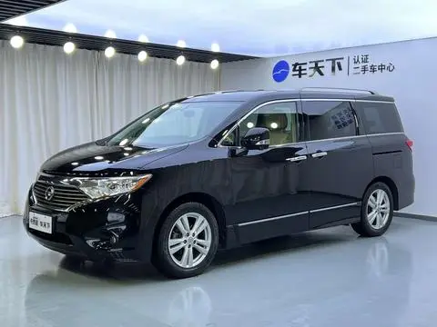 Nissan 贵士 2015