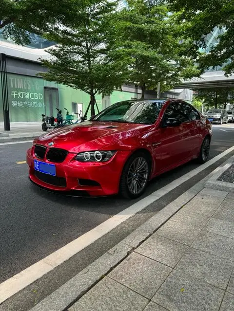 BMW M3 2011