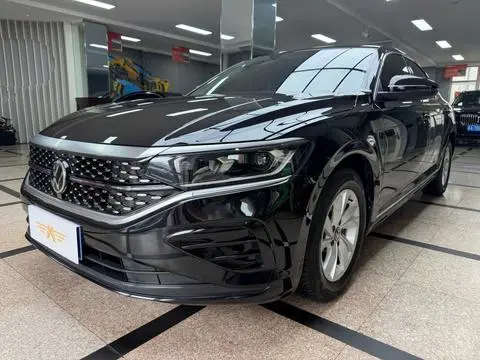 Volkswagen Passat 2023