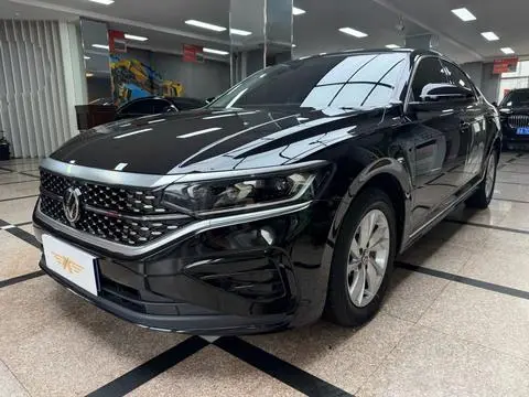 Volkswagen Passat 2023