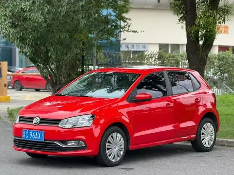 Volkswagen Polo 2016 — фото 1