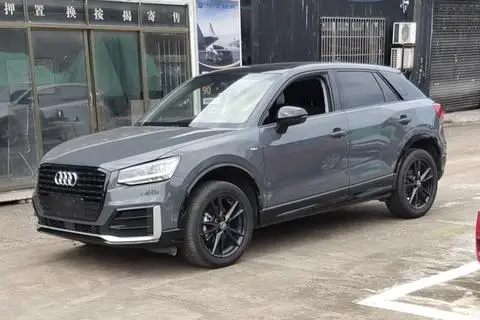 Audi Q2L 2021