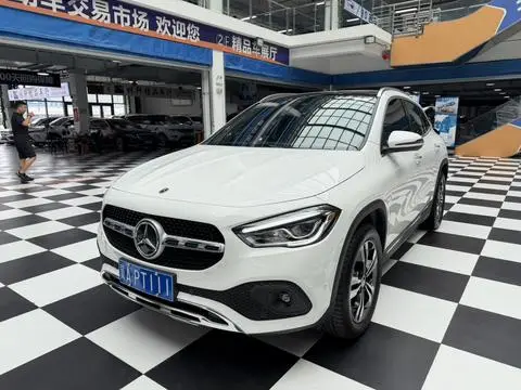 Mercedes-Benz GLA 2022