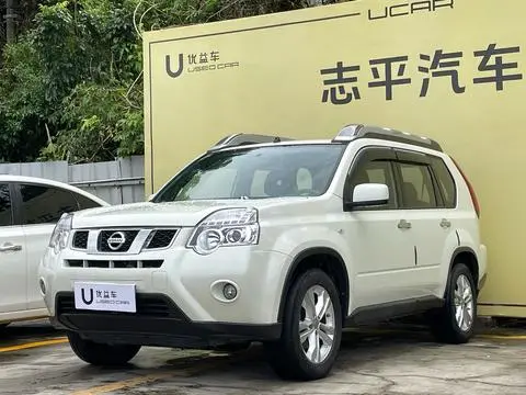 Nissan 奇骏 2012