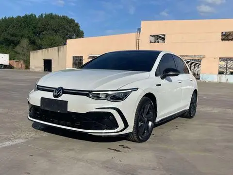 Volkswagen Golf 2021