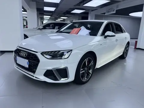 Audi A4L 2020