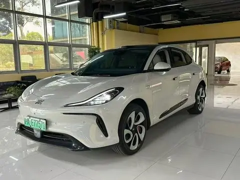 IM Motors 智己LS6 2023