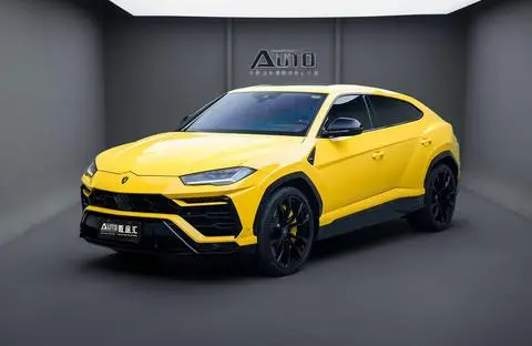 Lamborghini Urus 2021