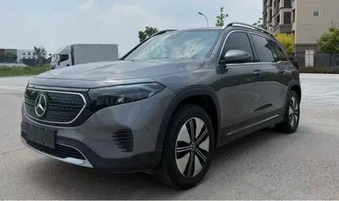 Mercedes-Benz EQB 2022