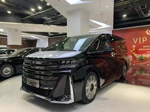 Toyota Alphard 2024 — фото 1