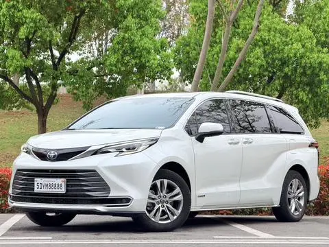 Toyota 赛那 2021