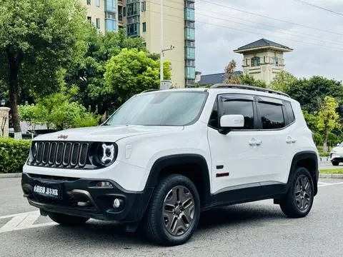 Jeep 自由侠 2016