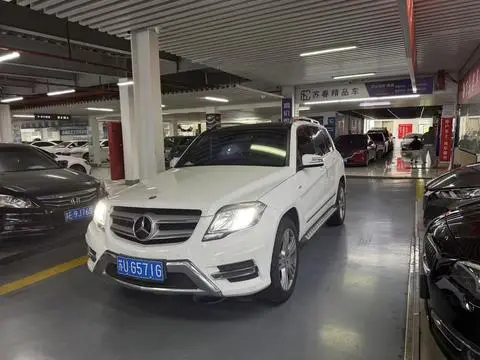 Mercedes-Benz GLK-Class 2015