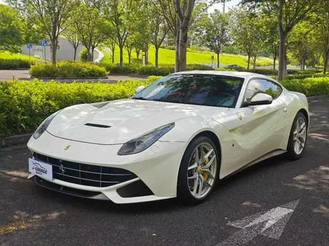 Ferrari F12berlinetta 2013 — фото 1