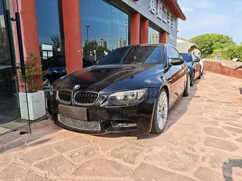 BMW M3 2011