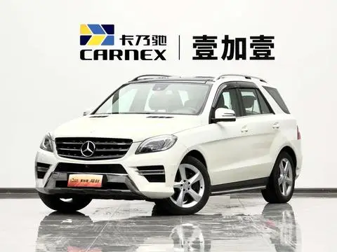 Mercedes-Benz M-Class 2012 — фото 1