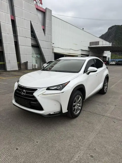 Lexus NX 2015