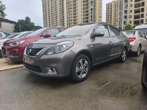Nissan 阳光 2011