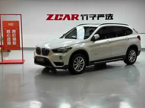 BMW X1 2016 — фото 1