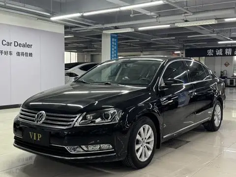 Volkswagen Magotan 2013