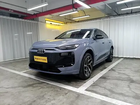 Audi Q6L Sportback e-tron 2026
