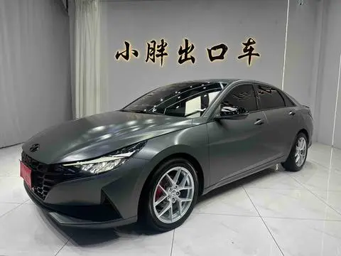 Hyundai Elantra 2022