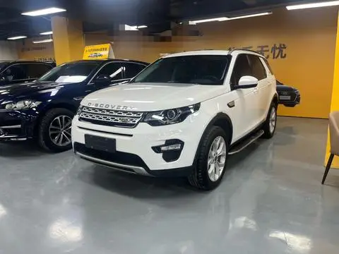 Land Rover Discovery Sport 2017 — фото 1