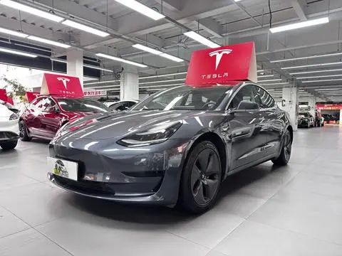 Tesla Model 3 2020