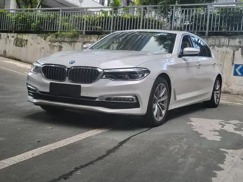 BMW 5 Series PHEV 2019