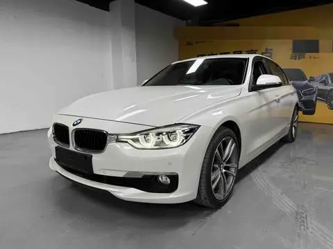 BMW 3 Series 2016 — фото 1