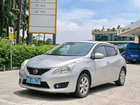Nissan 骐达TIIDA 2011