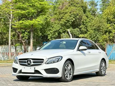 Mercedes-Benz C-Class 2018