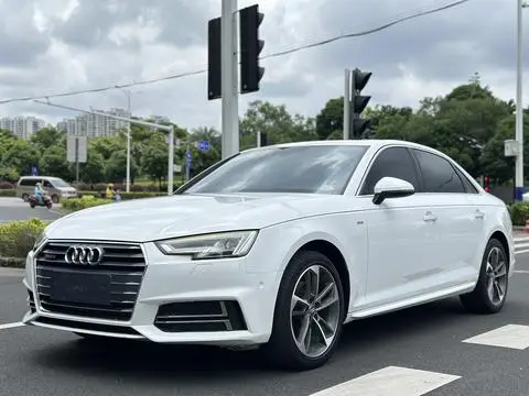 Audi A4L 2018