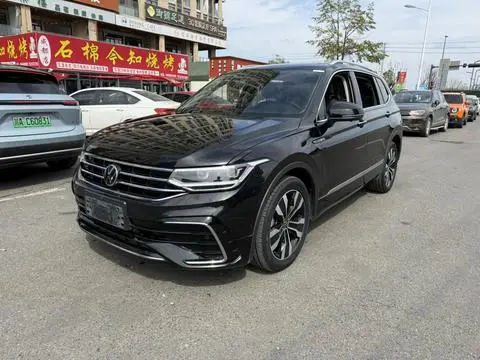 Volkswagen Tiguan L 2024 — фото 1