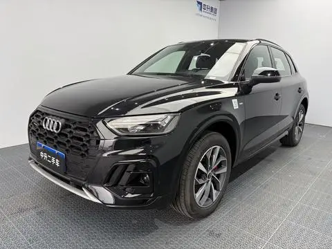 Audi Q5L 2025