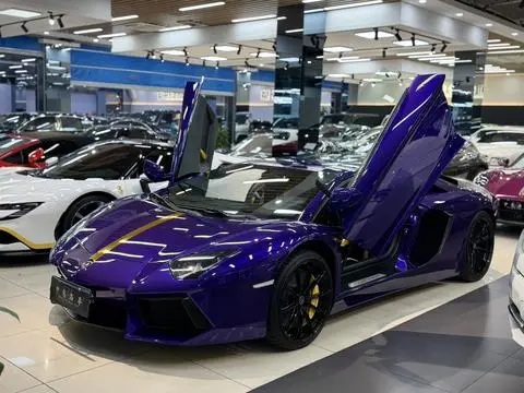 Lamborghini Aventador 2013