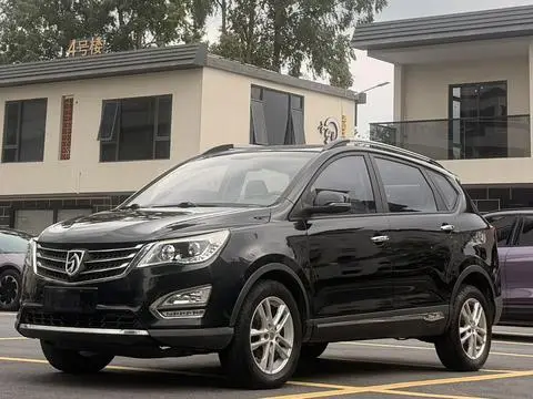 Baojun 560 2015