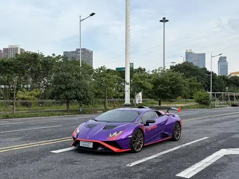 Lamborghini Huracán 2021