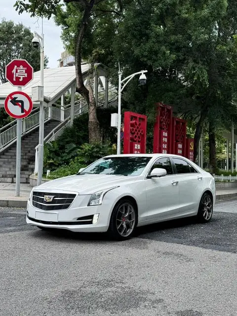 Cadillac ATS-L 2018 — фото 1