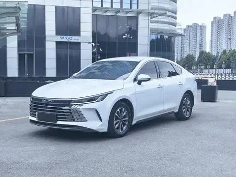 BYD 驱逐舰05 2024