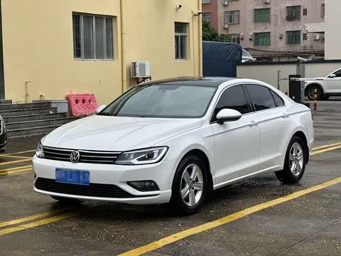 Volkswagen Lamando 2015