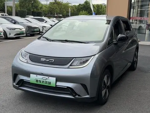 BYD Dolphin 2023