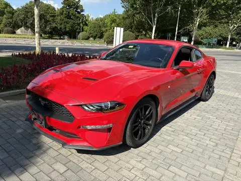 Ford Mustang 2018 — фото 1