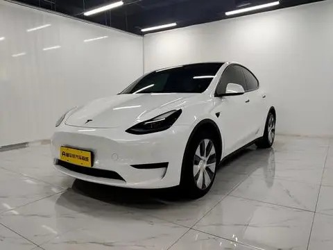 Tesla Model Y 2022 — фото 1