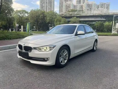 BMW 3 Series 2015 — фото 1